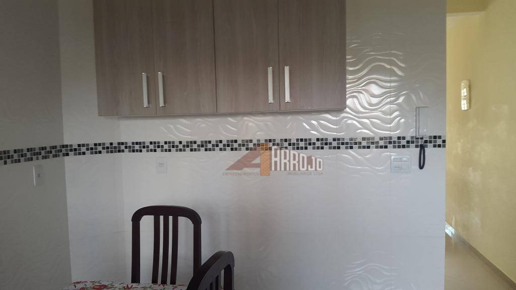 Sobrado à venda com 3 quartos, 150m² - Foto 11