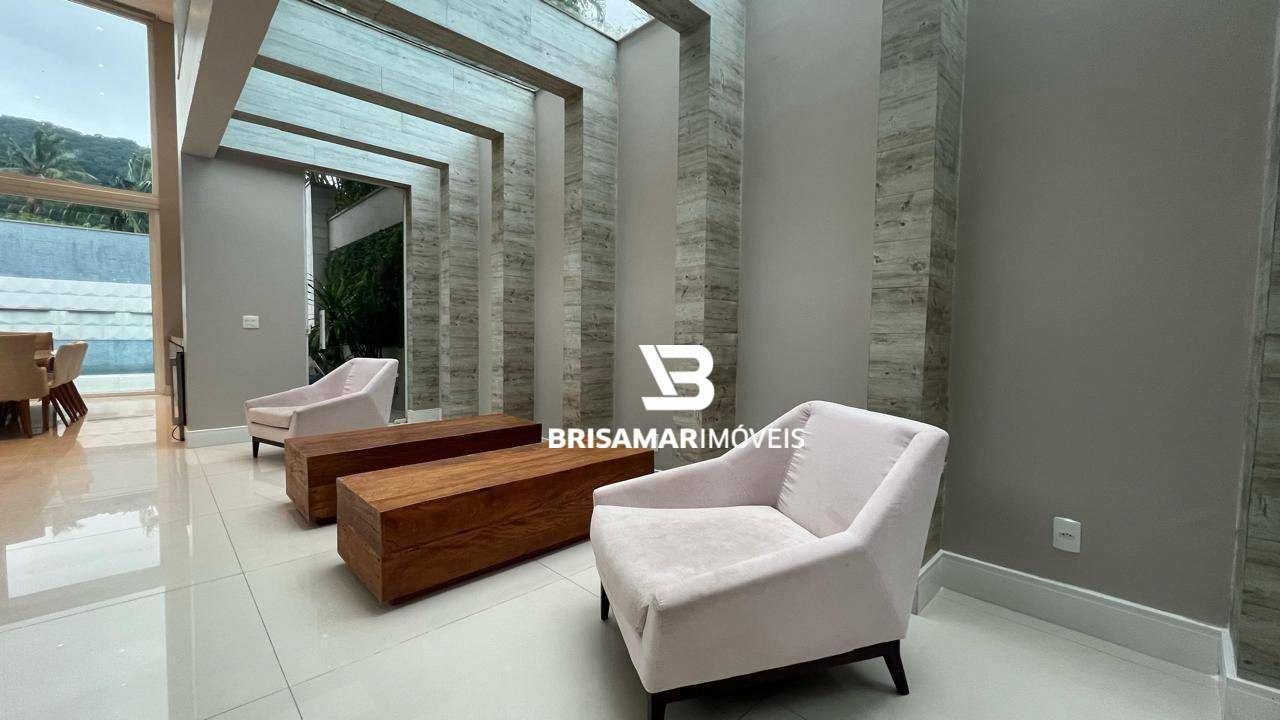 Casa à venda e aluguel com 4 quartos, 458m² - Foto 2