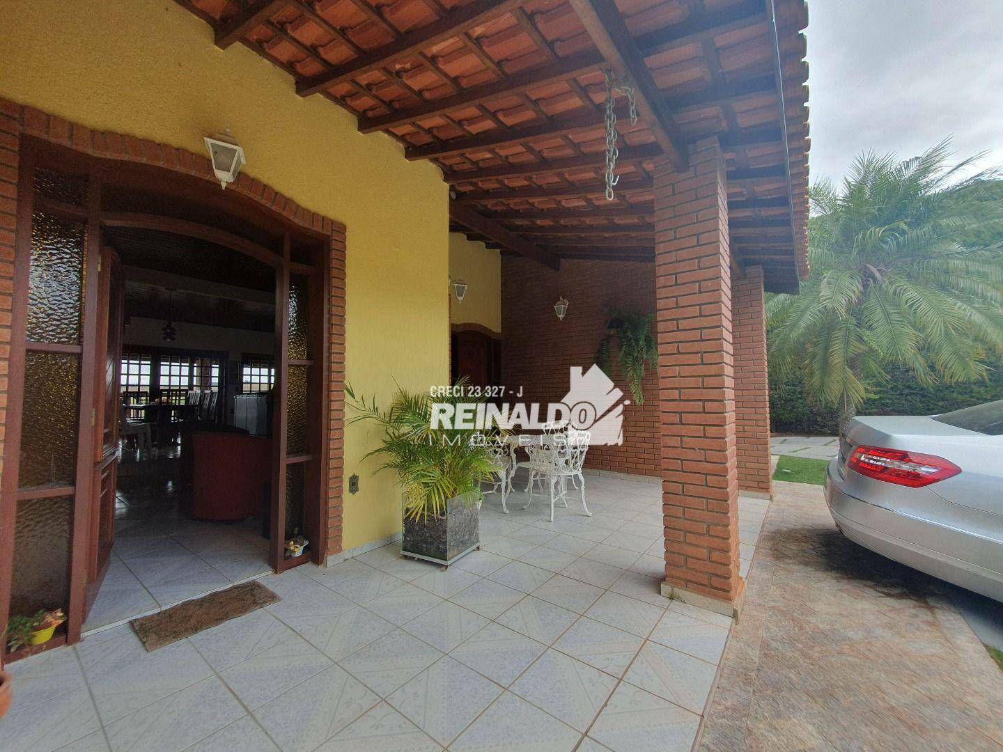 Casa de Condomínio à venda com 4 quartos, 353m² - Foto 4