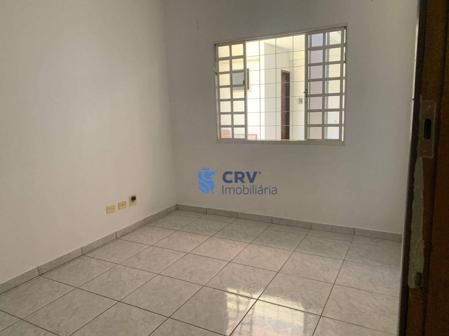 Casa à venda com 5 quartos, 180m² - Foto 8