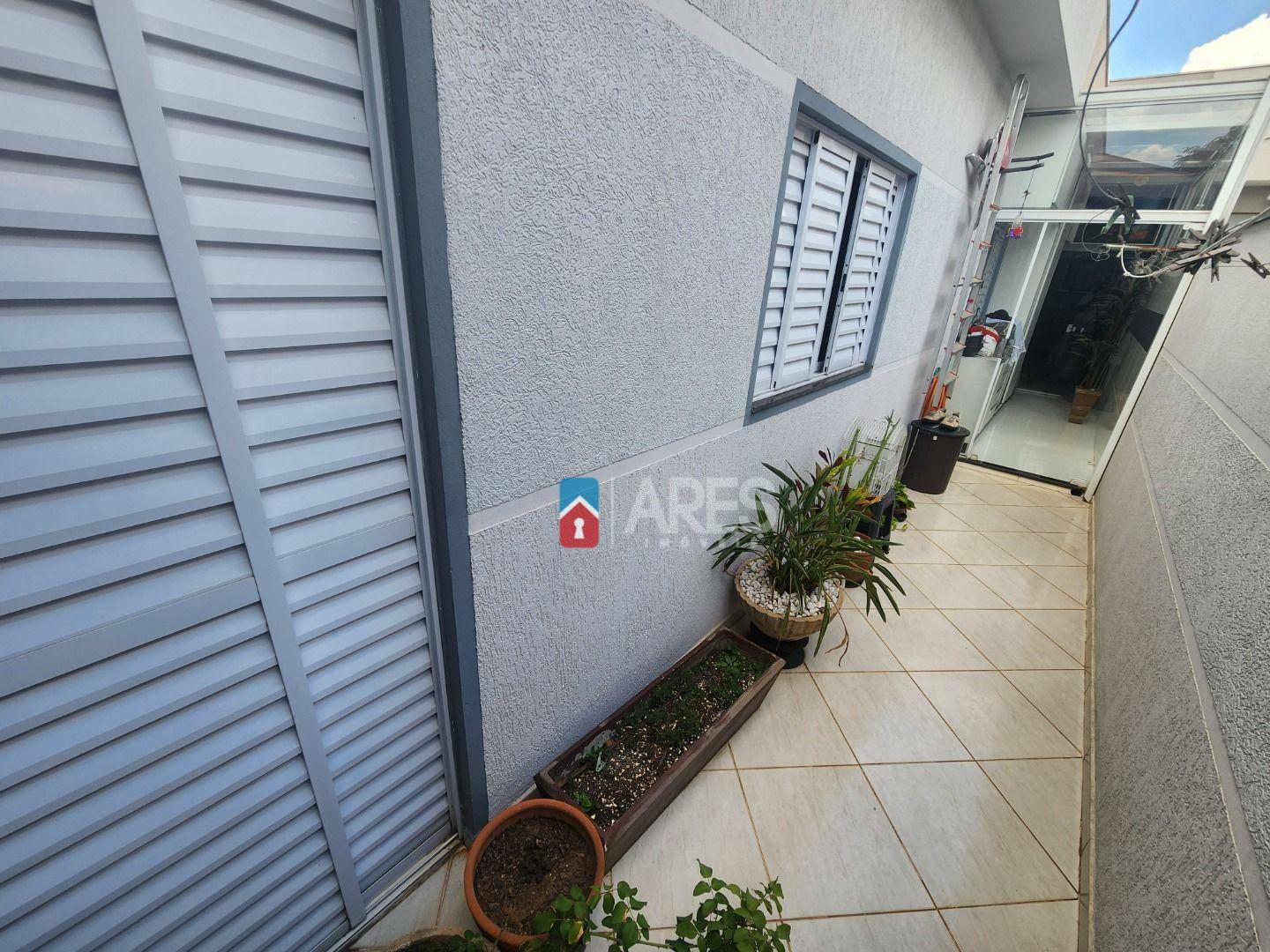 Casa à venda com 3 quartos, 106m² - Foto 9