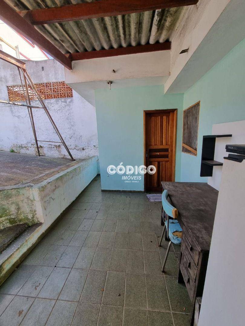 Casa à venda com 4 quartos, 150m² - Foto 5