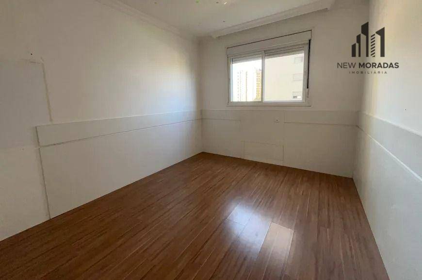 Apartamento à venda com 4 quartos, 143m² - Foto 19