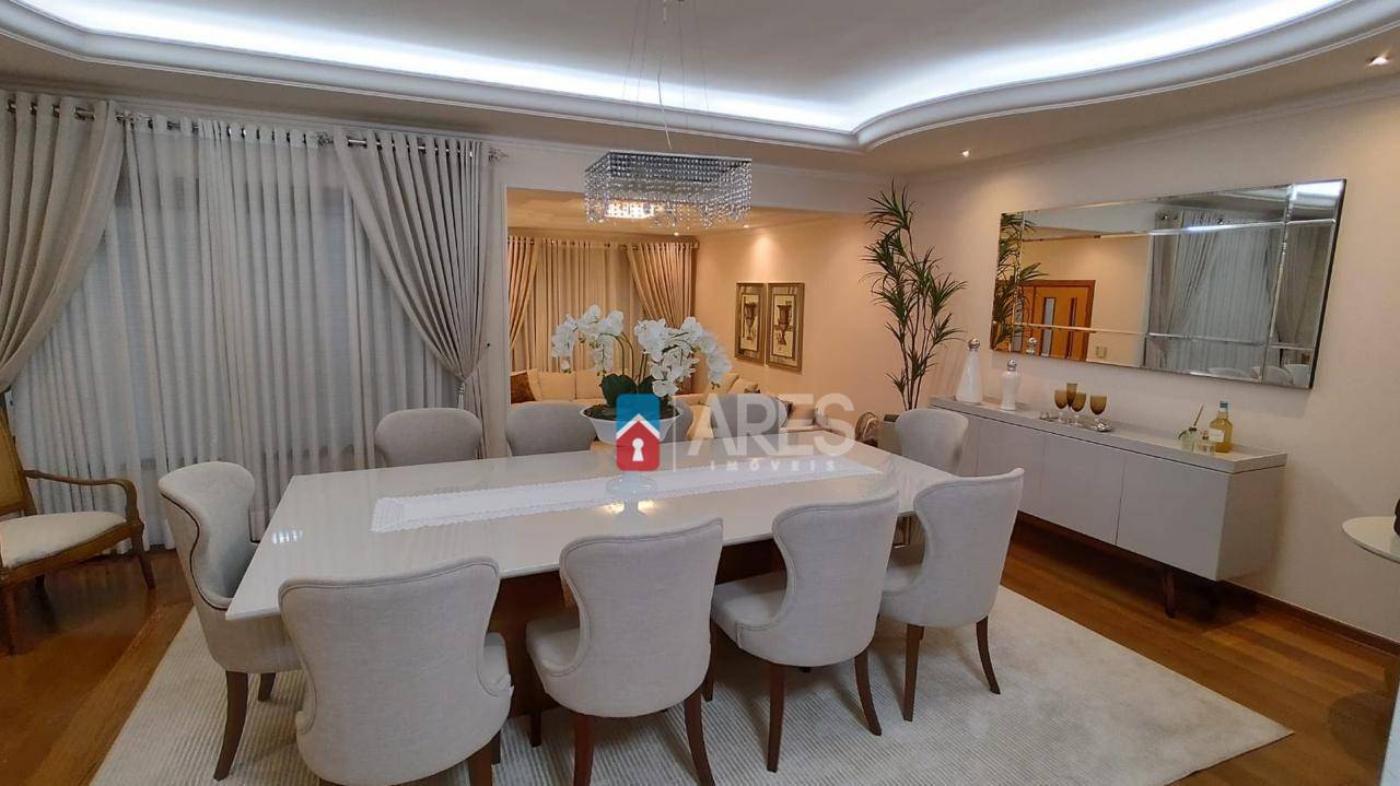 Casa à venda com 3 quartos, 380m² - Foto 9