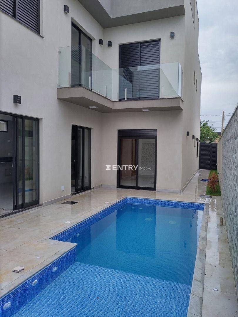 Casa à venda com 4 quartos, 205m² - Foto 1