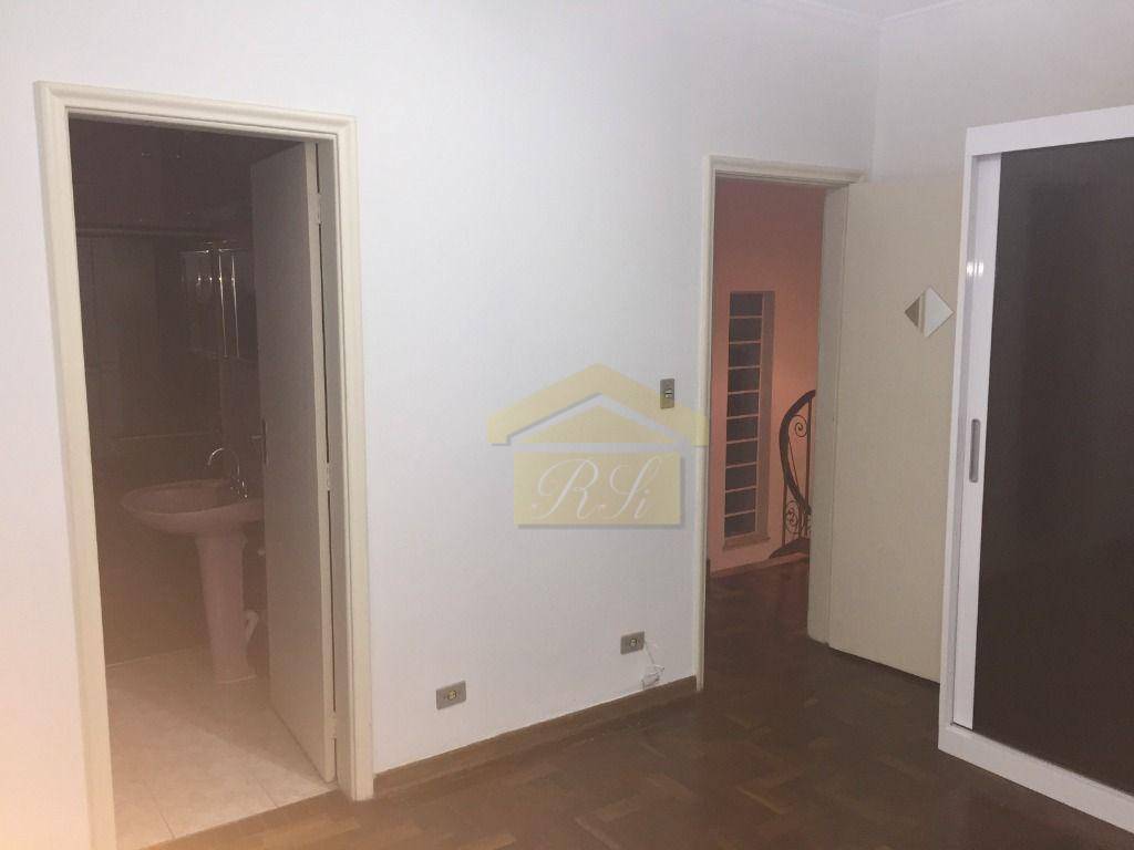 Casa para alugar com 3 quartos, 170m² - Foto 31