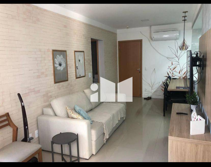 Apartamento à venda com 2 quartos, 65m² - Foto 2