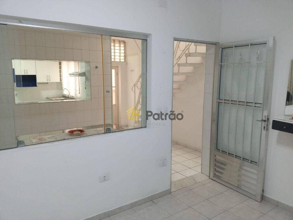 Sobrado à venda com 2 quartos, 165m² - Foto 5