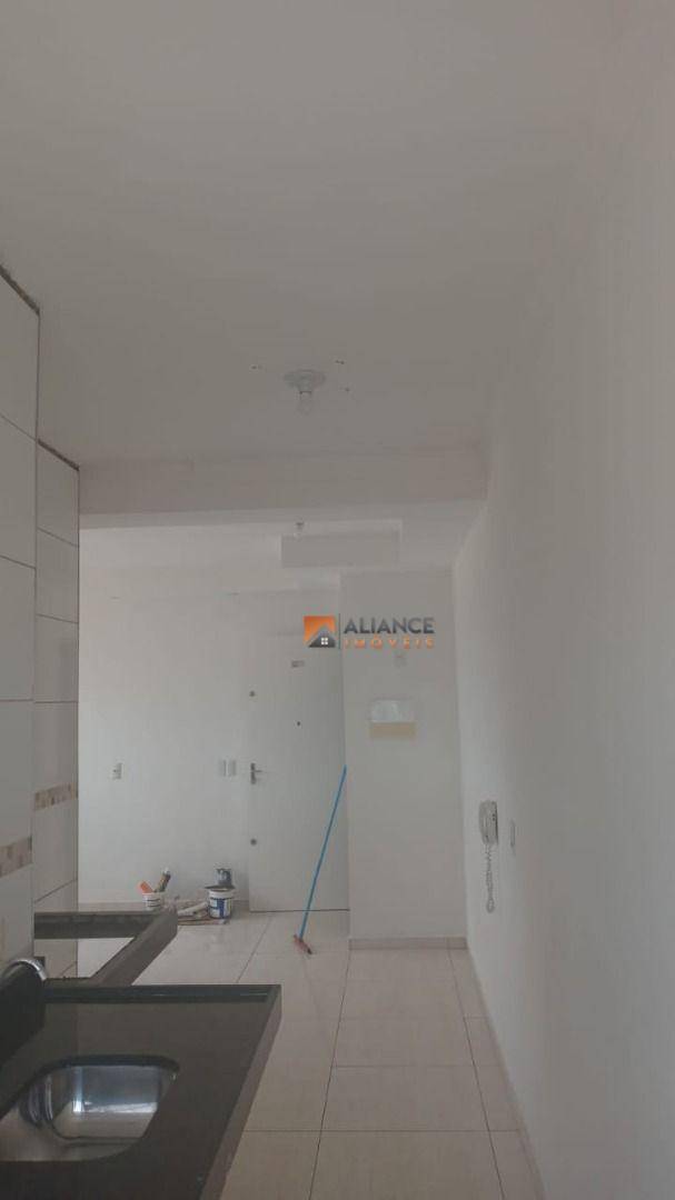 Apartamento à venda com 2 quartos, 57m² - Foto 15