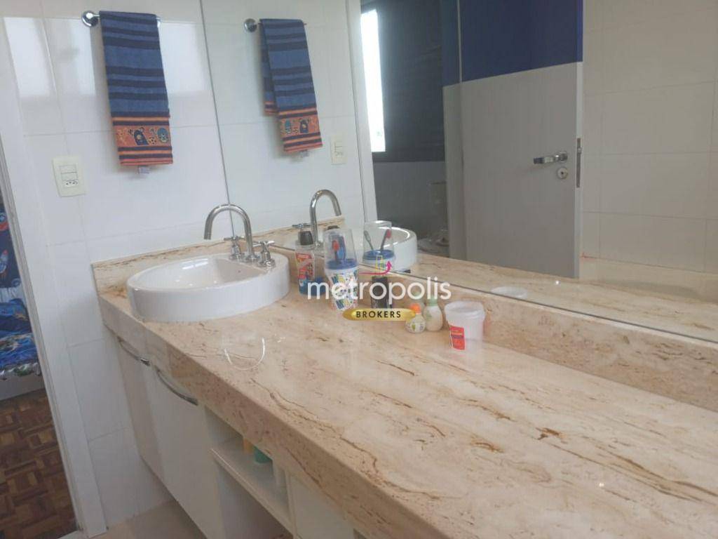 Apartamento à venda com 4 quartos, 220m² - Foto 40