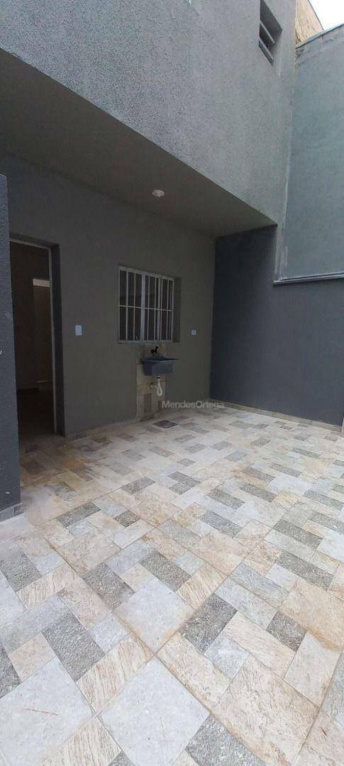 Casa à venda com 2 quartos, 52m² - Foto 9