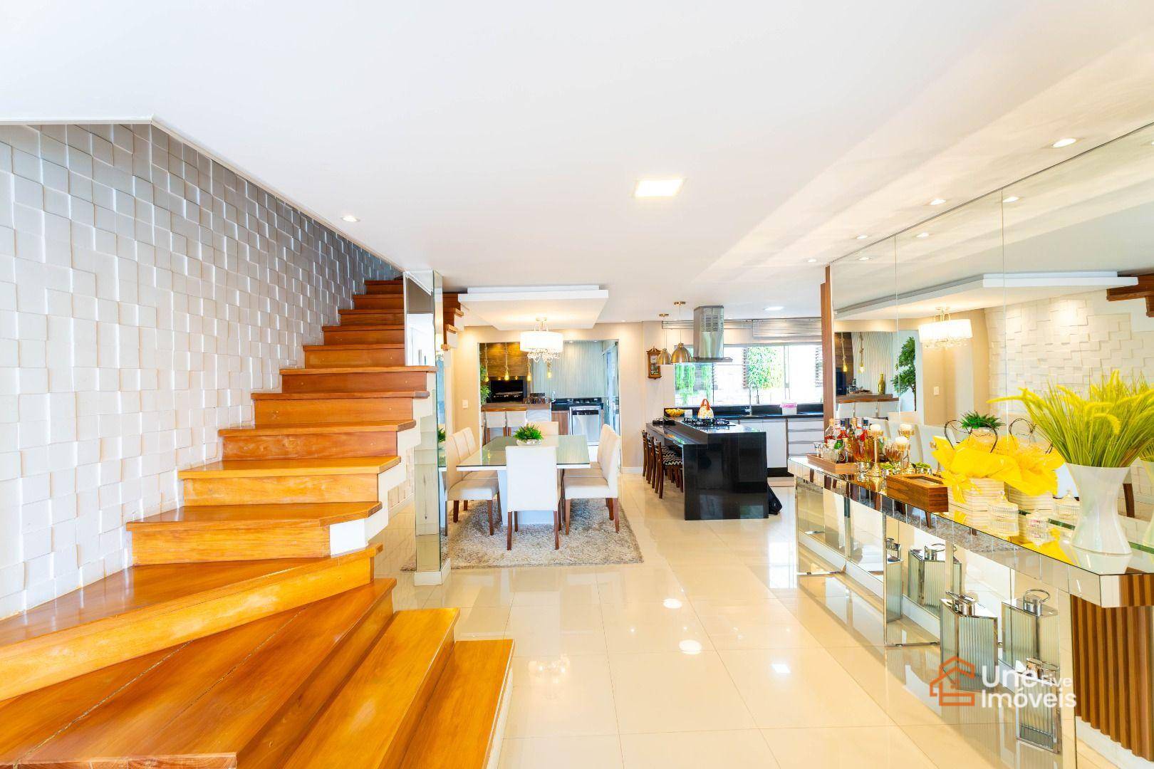 Casa de Condomínio, 4 quartos - Foto 1