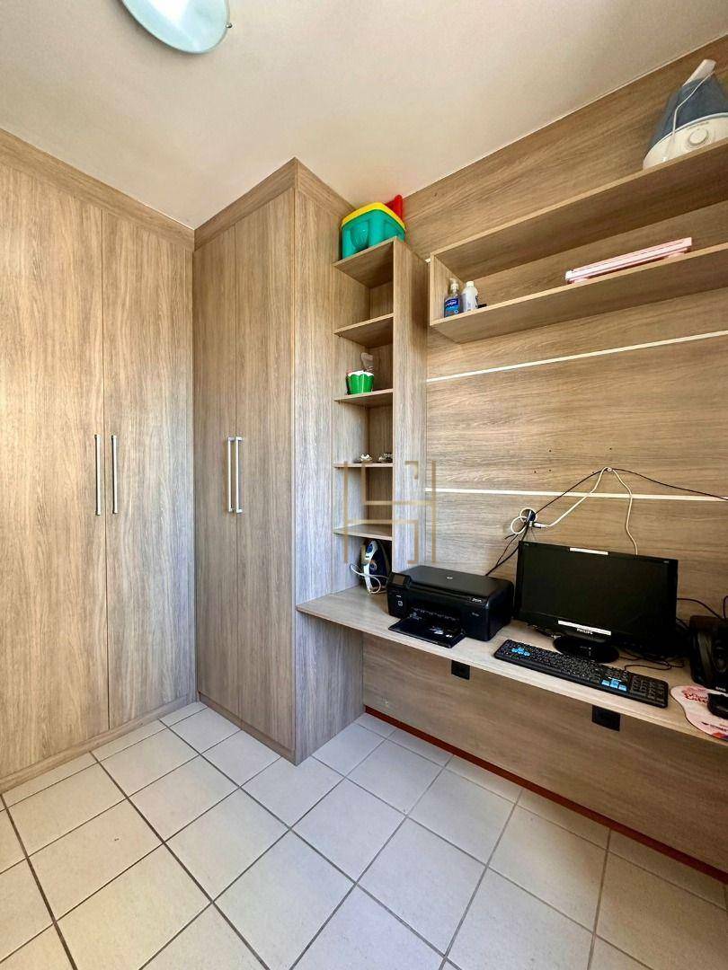 Apartamento à venda com 3 quartos, 77m² - Foto 8