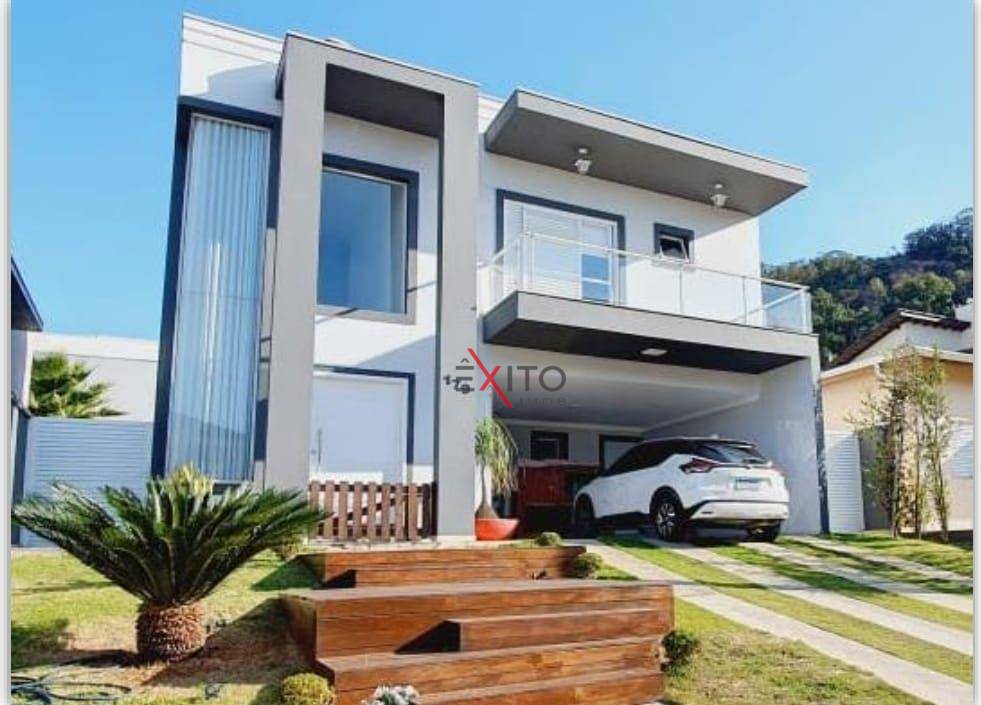 Casa de Condomínio à venda com 4 quartos, 240m² - Foto 2