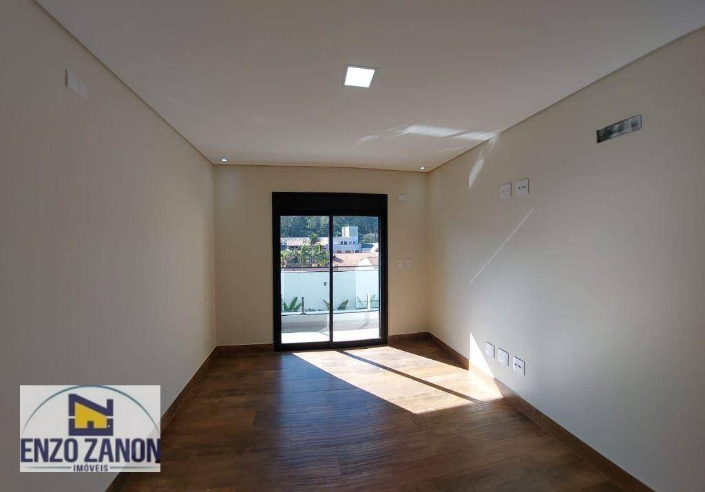 Sobrado à venda com 4 quartos, 360m² - Foto 17