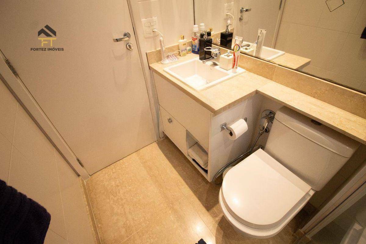 Apartamento à venda com 3 quartos, 200m² - Foto 12