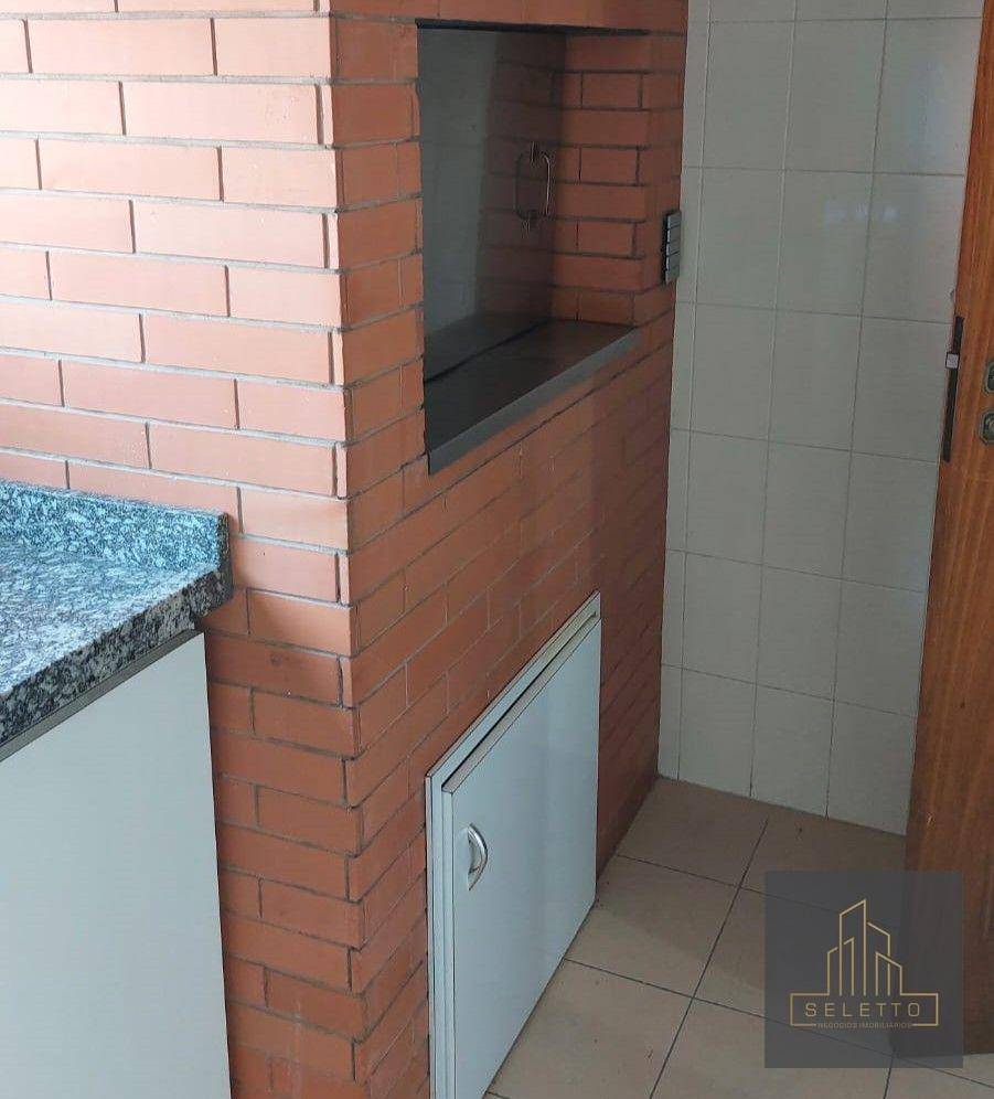 Apartamento à venda com 3 quartos, 192m² - Foto 7