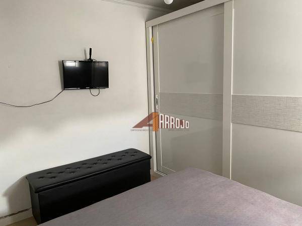 Apartamento à venda com 2 quartos, 60m² - Foto 11