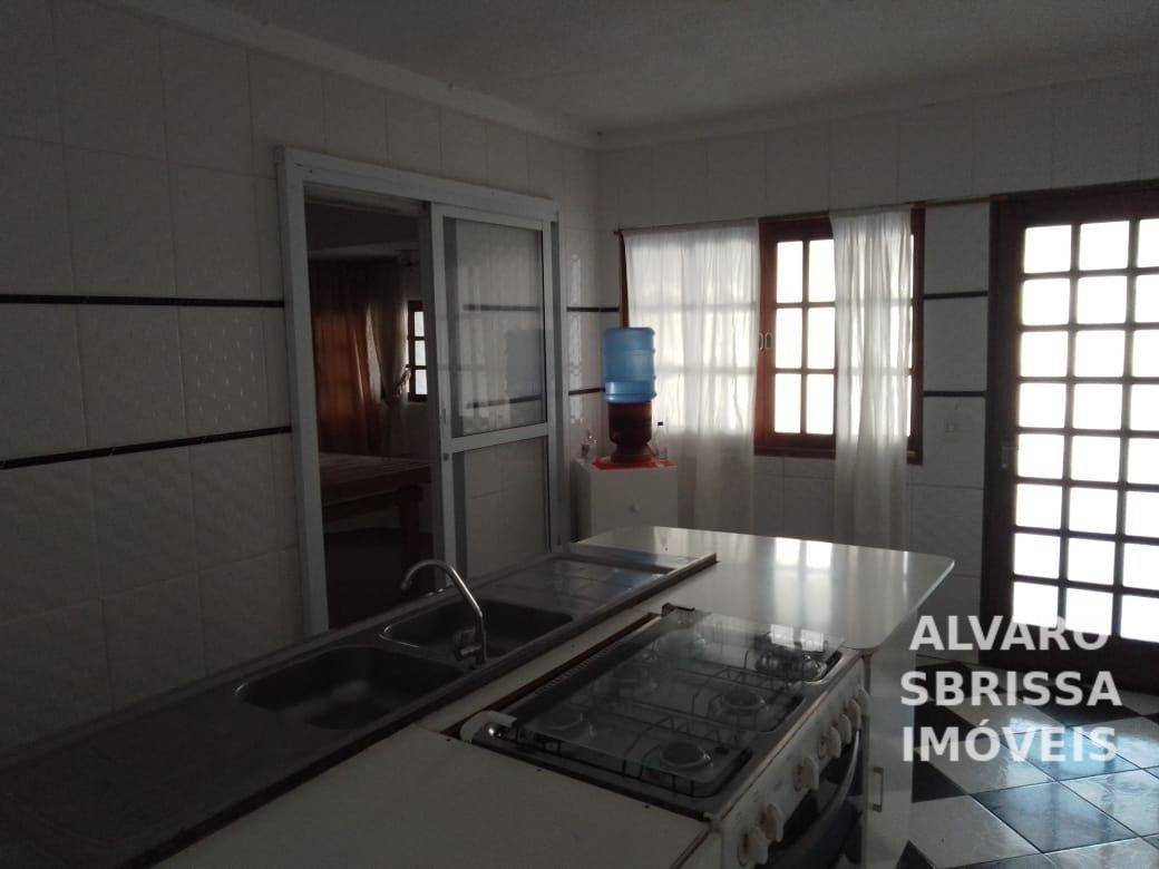 Sobrado à venda com 2 quartos, 171m² - Foto 3