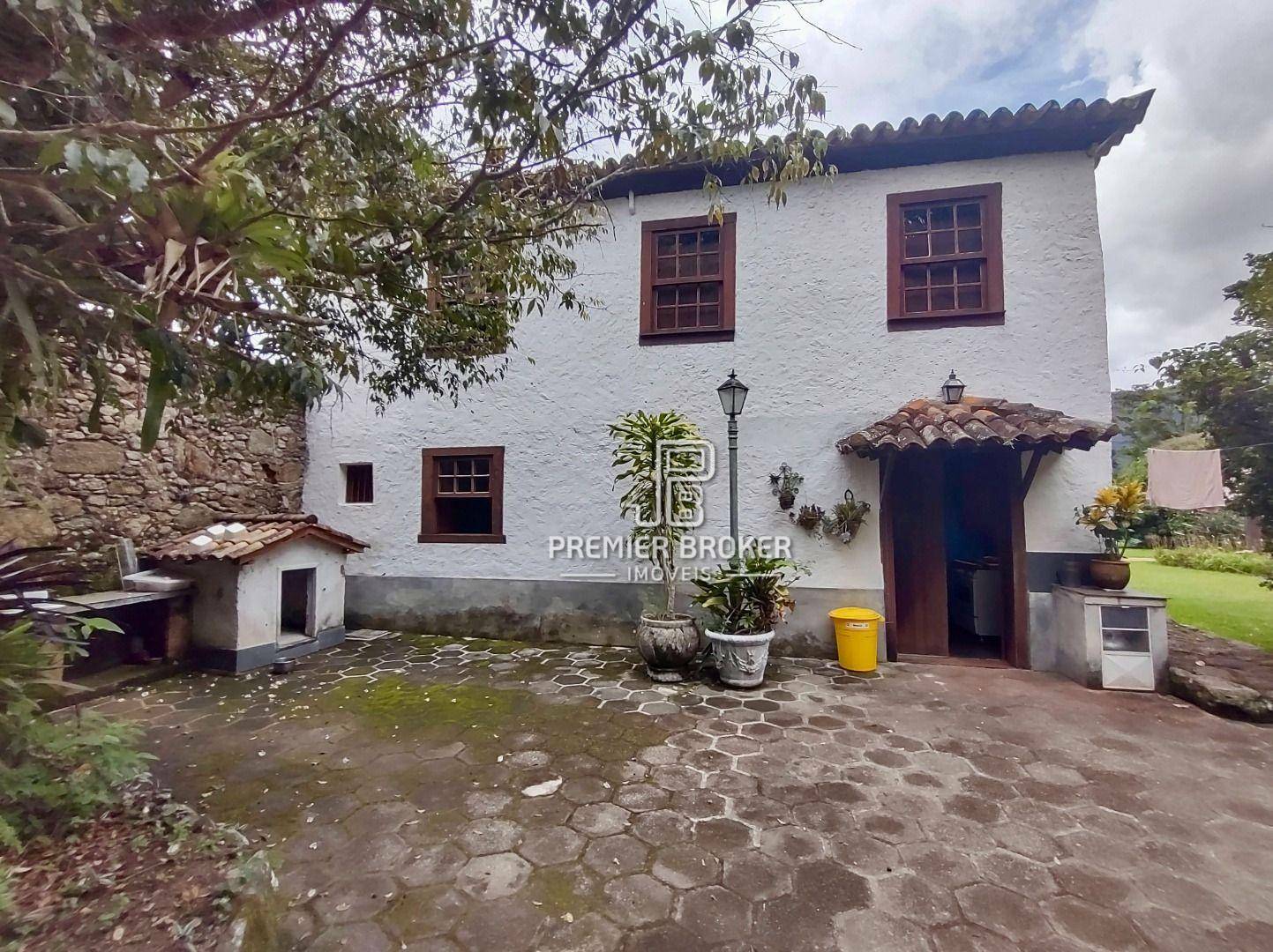 Fazenda à venda com 5 quartos, 300m² - Foto 9