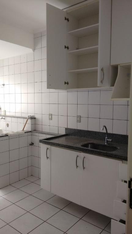 Apartamento à venda com 2 quartos, 40m² - Foto 17