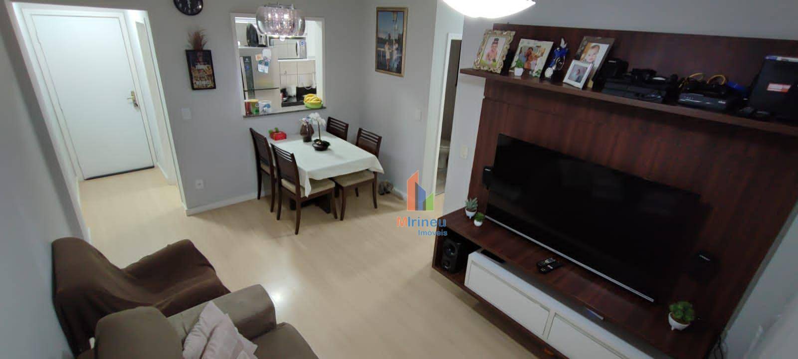 Apartamento à venda com 3 quartos, 77m² - Foto 2