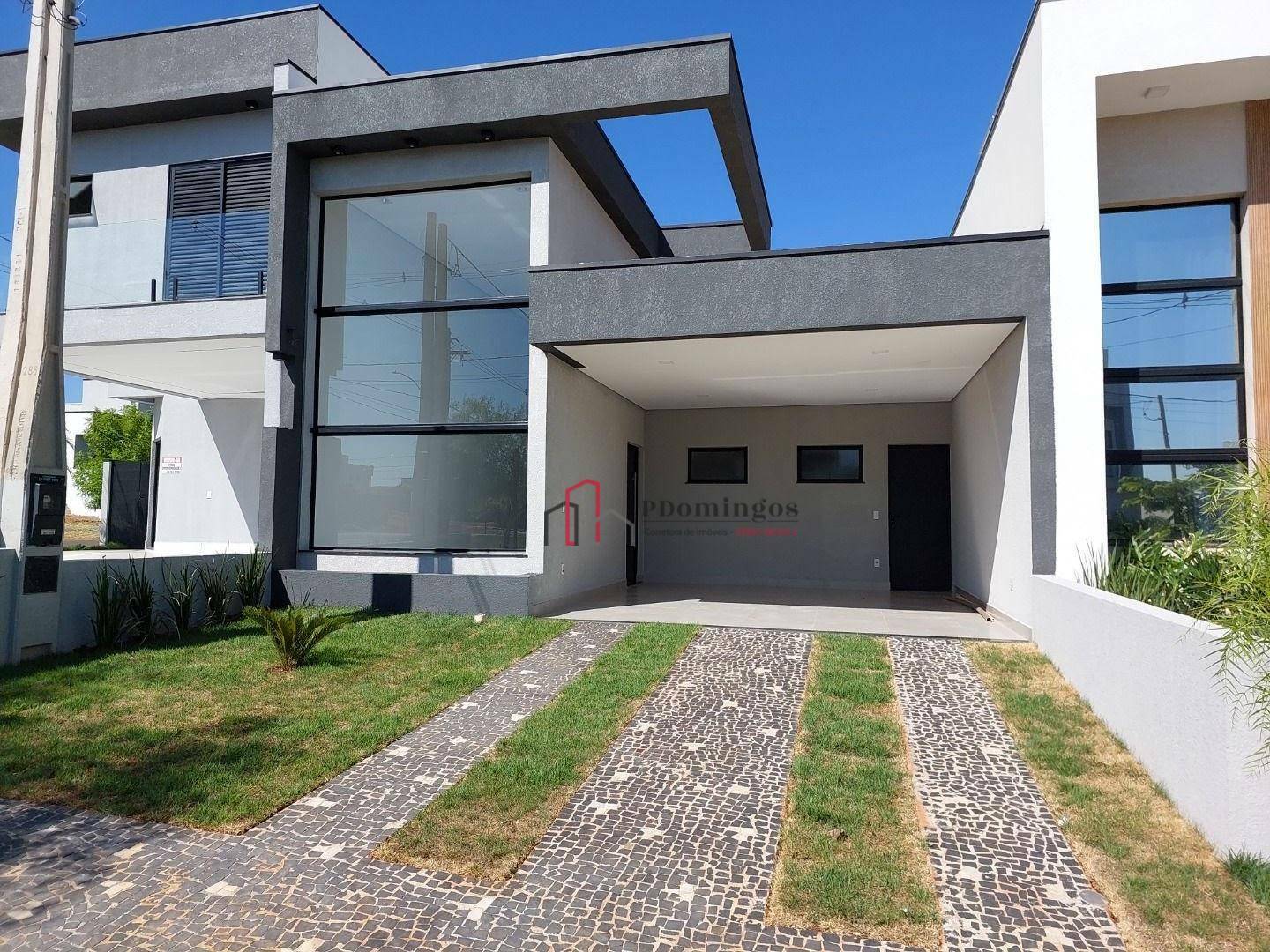 Casa de Condomínio à venda com 3 quartos, 143m² - Foto 1