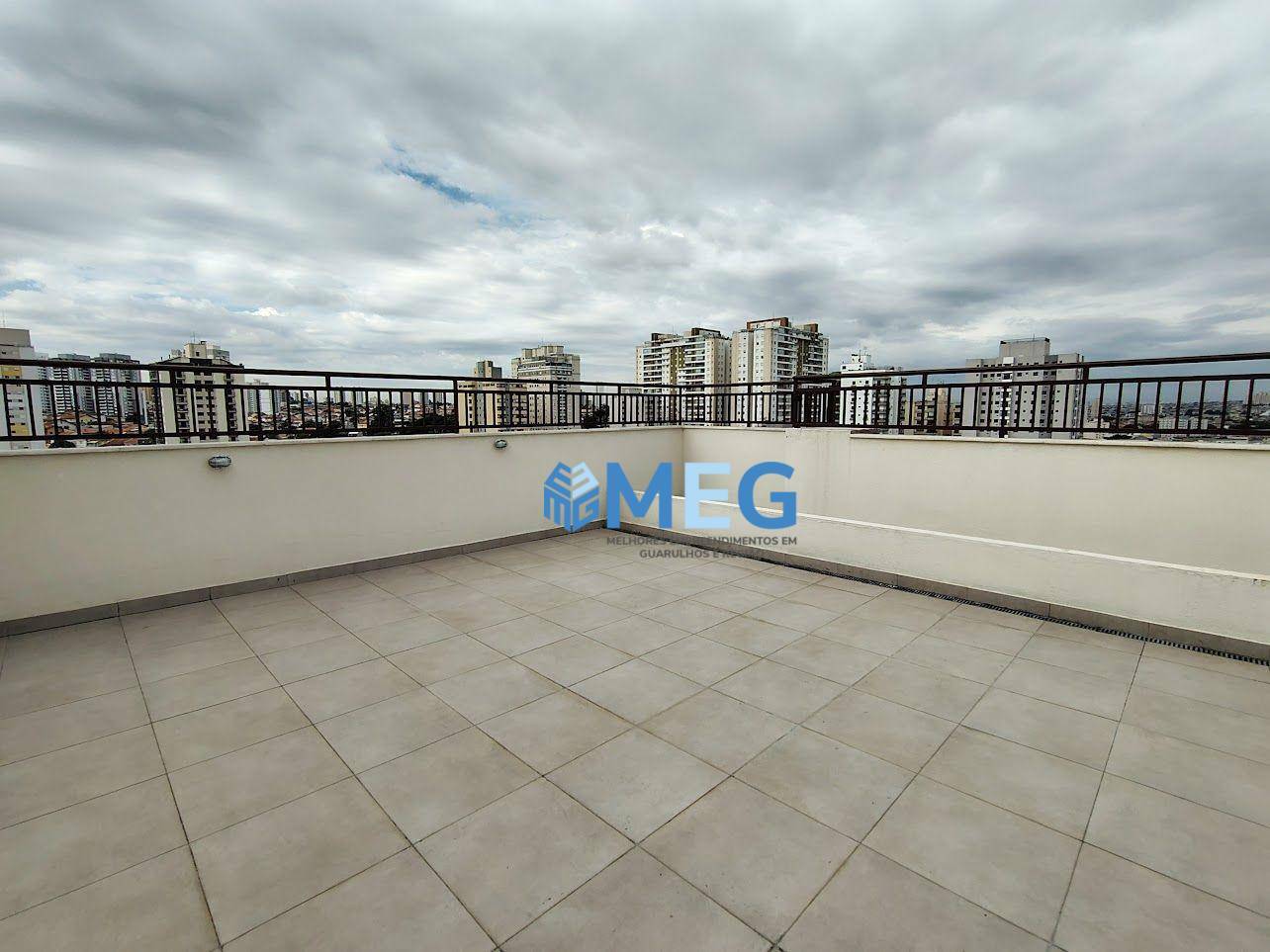 Apartamento para alugar com 2 quartos, 50m² - Foto 27
