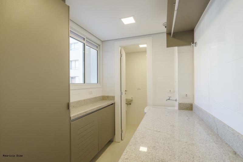 Apartamento à venda com 3 quartos, 230m² - Foto 10