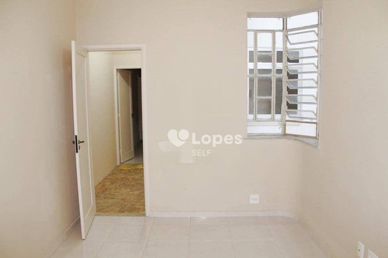 Apartamento à venda com 3 quartos, 90m² - Foto 4