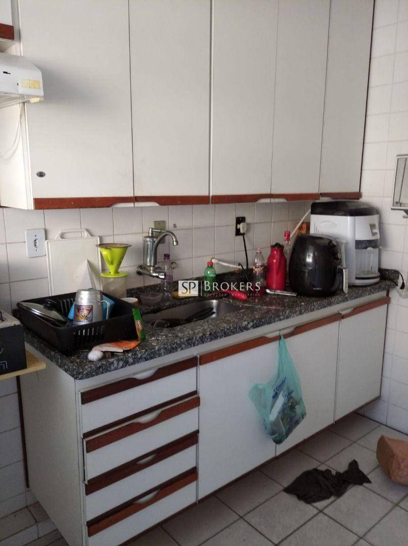 Apartamento à venda com 2 quartos, 60m² - Foto 7