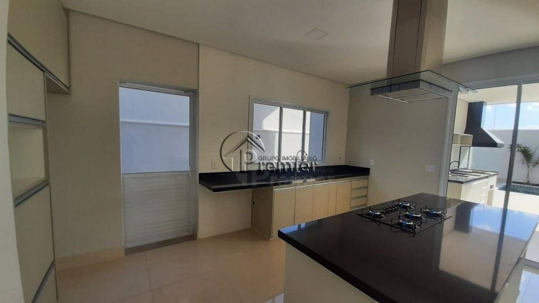 Casa à venda com 3 quartos, 286m² - Foto 11