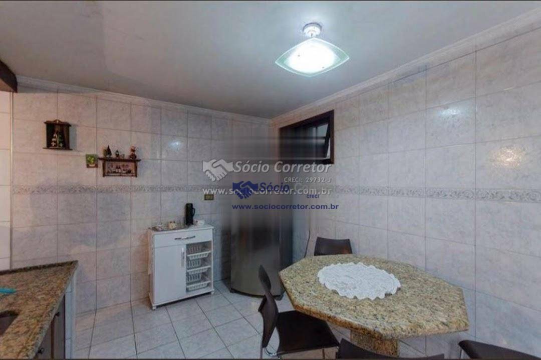 Sobrado à venda com 3 quartos, 200m² - Foto 5