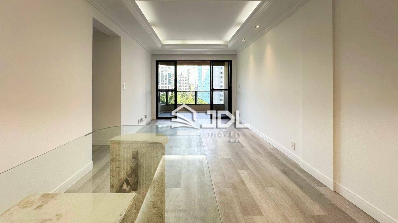 Apartamento à venda com 3 quartos, 96m² - Foto 1