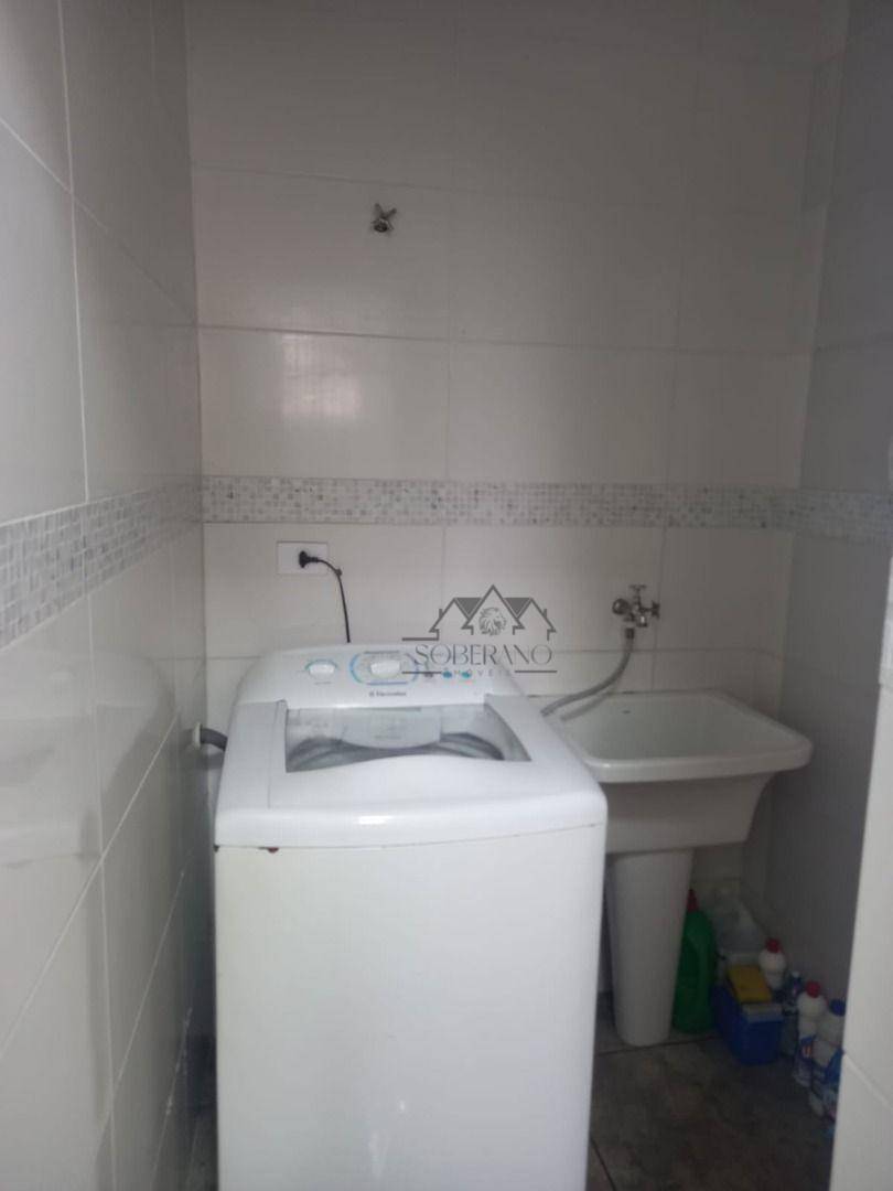 Sobrado à venda com 2 quartos, 200m² - Foto 11