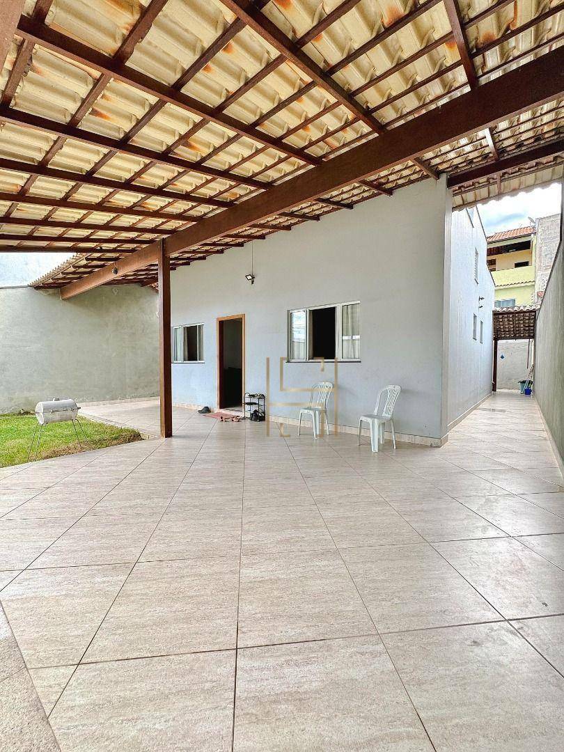 Casa à venda com 2 quartos, 125m² - Foto 12