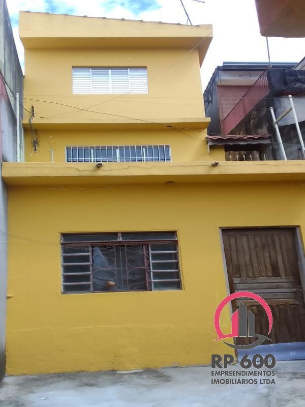 Sobrado à venda com 2 quartos, 138m² - Foto 1