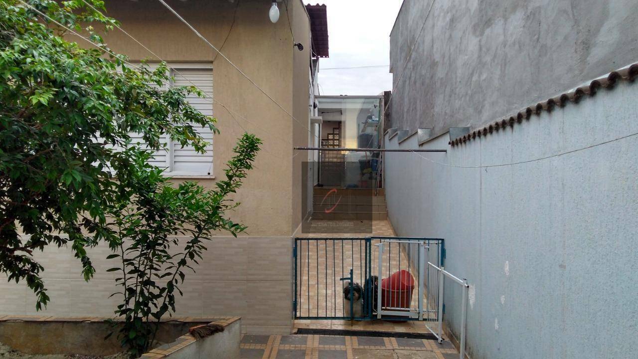 Casa à venda com 3 quartos, 180m² - Foto 5