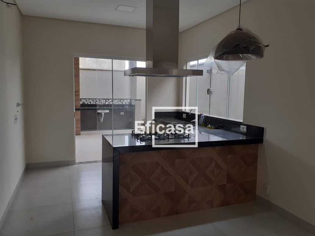 Casa de Condomínio à venda com 3 quartos, 150m² - Foto 1