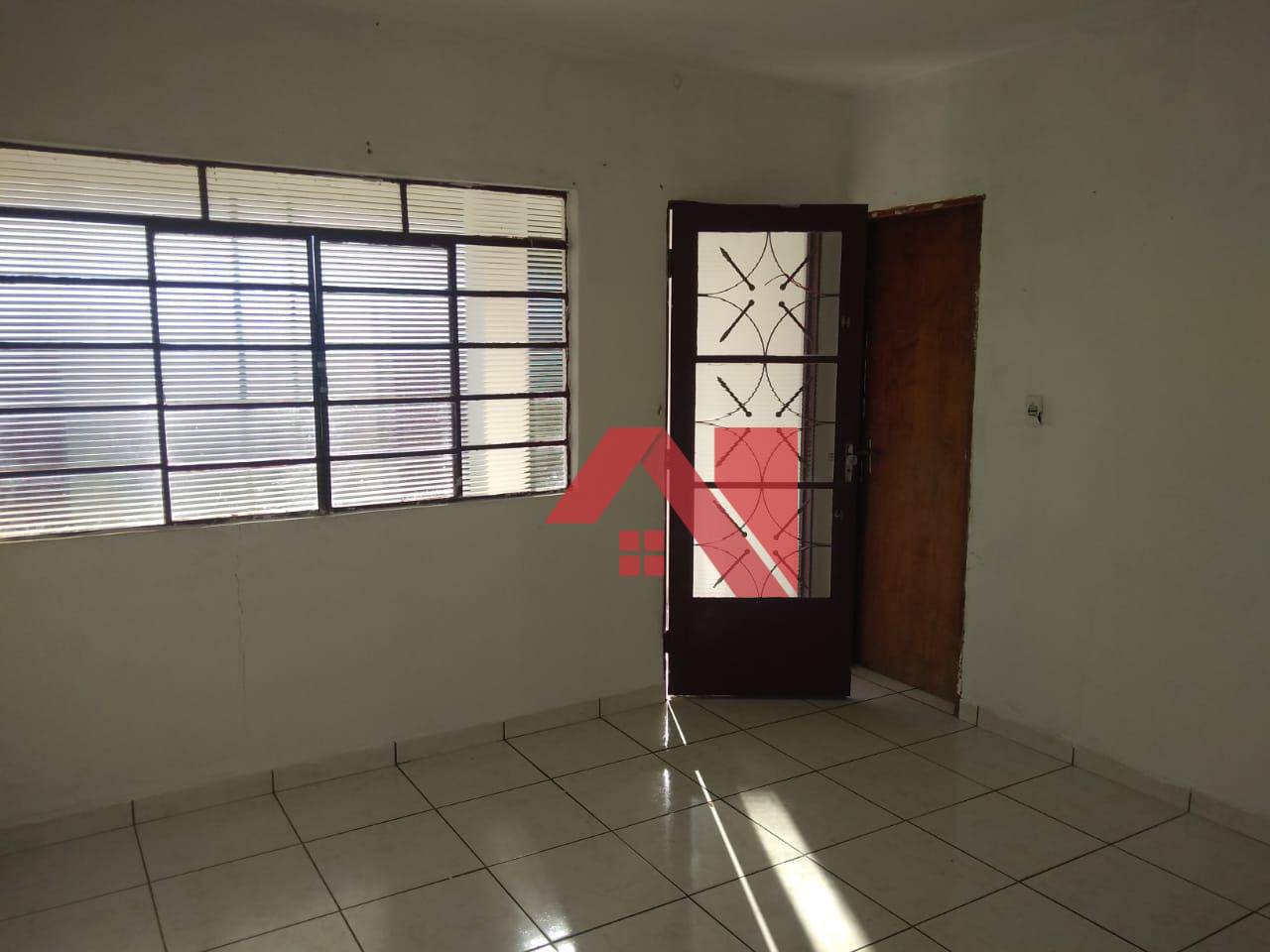 Casa à venda com 4 quartos, 150m² - Foto 12