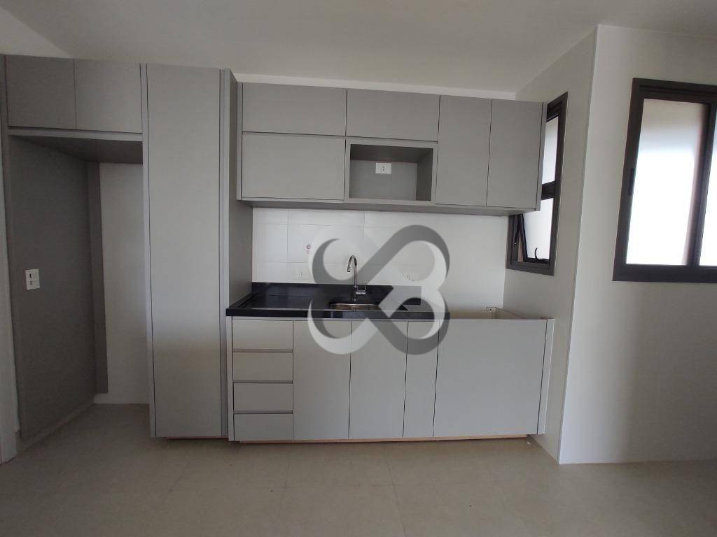 Apartamento para alugar com 2 quartos, 115m² - Foto 11