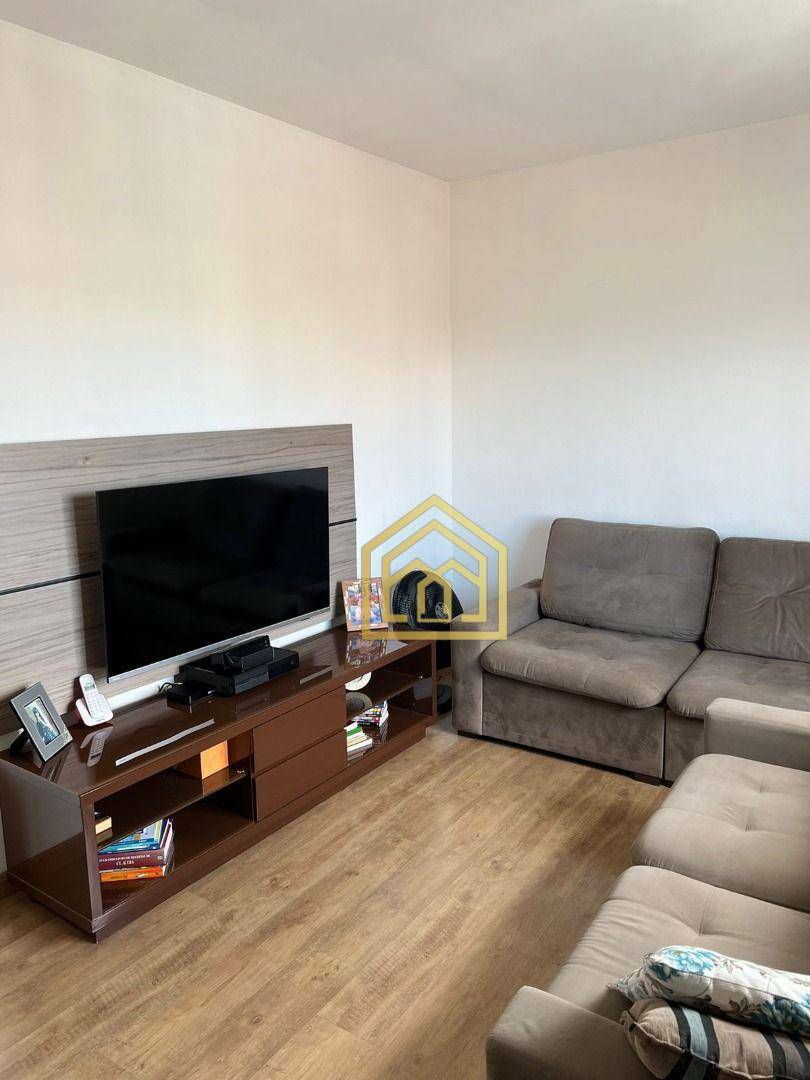 Apartamento à venda com 2 quartos, 81m² - Foto 2