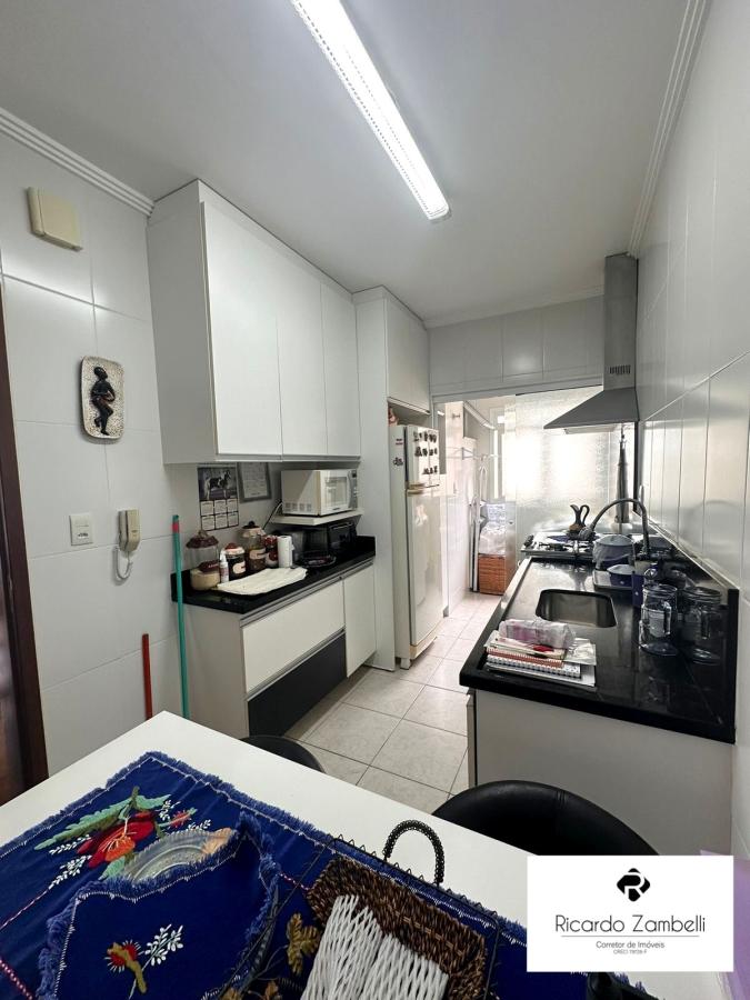 Apartamento à venda com 3 quartos, 75m² - Foto 8