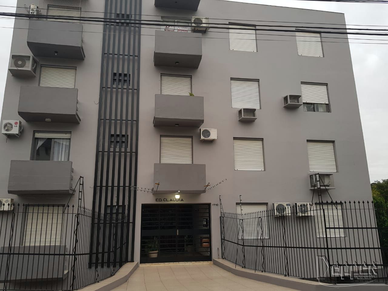 Apartamento à venda com 2 quartos, 78m² - Foto 1