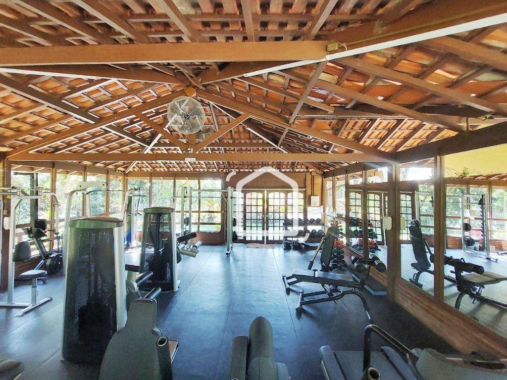 Casa de Condomínio à venda e aluguel com 3 quartos, 400m² - Foto 44