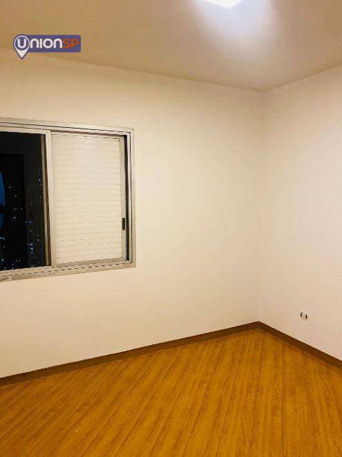 Apartamento à venda com 2 quartos, 84m² - Foto 3