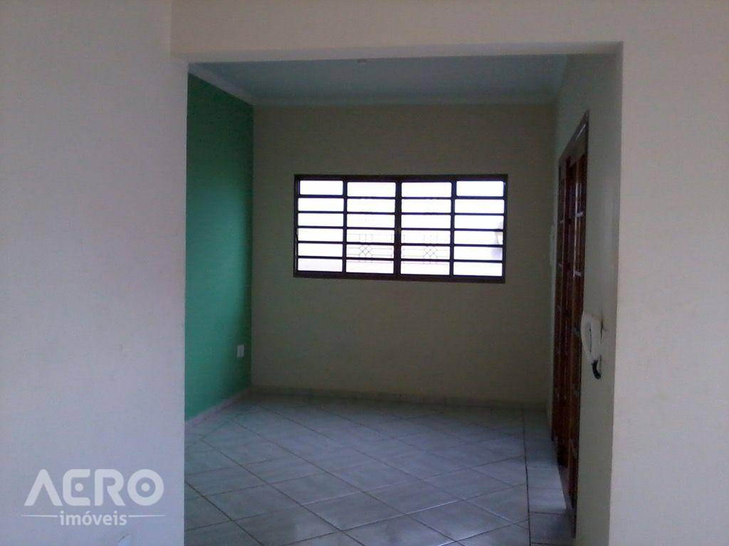 Casa à venda com 2 quartos, 70m² - Foto 39