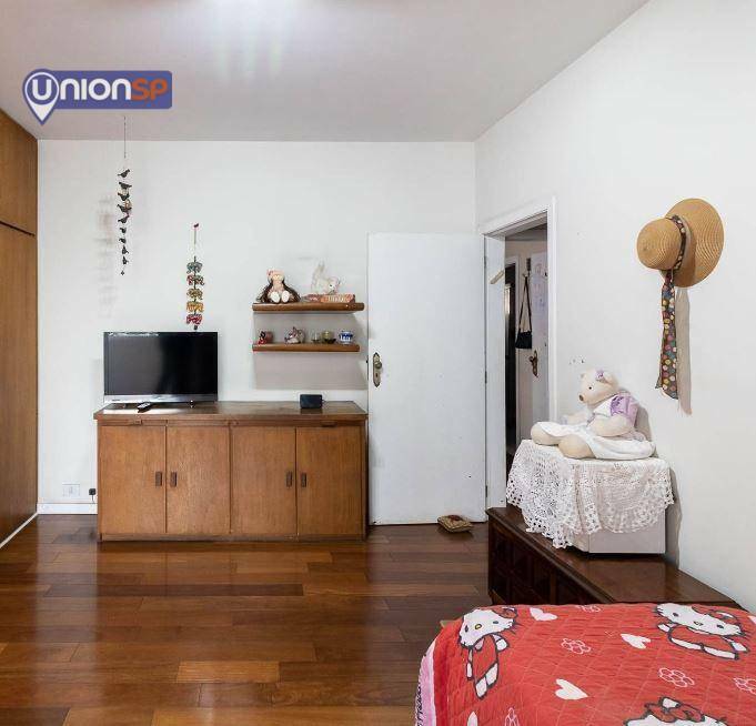 Apartamento à venda com 3 quartos, 200m² - Foto 7