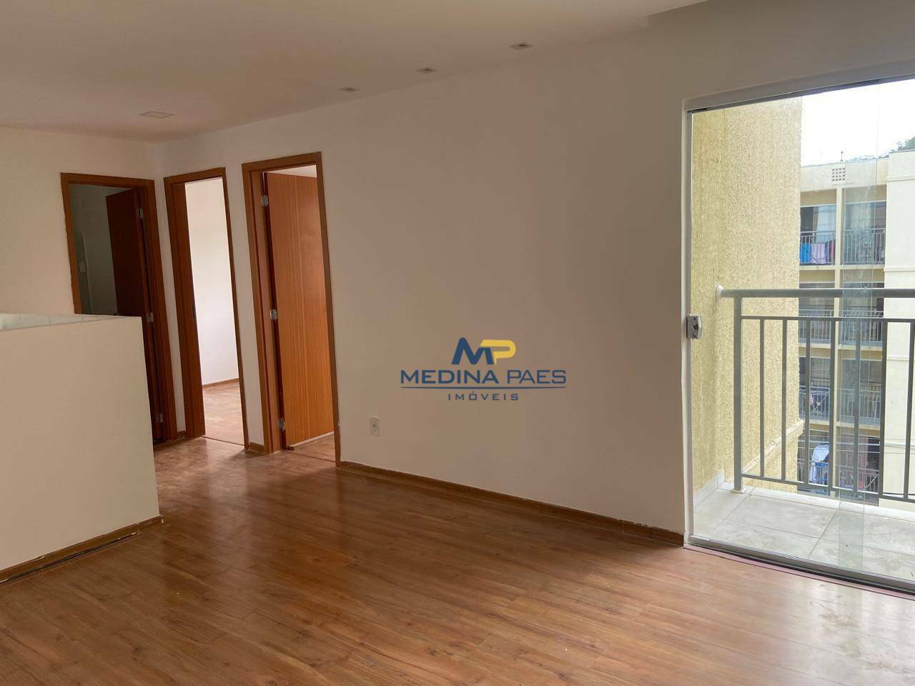 Apartamento à venda com 2 quartos, 50m² - Foto 3