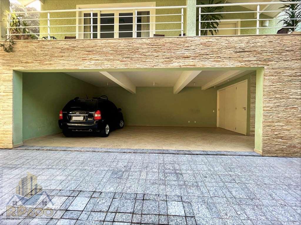 Casa de Condomínio à venda com 4 quartos, 553m² - Foto 3